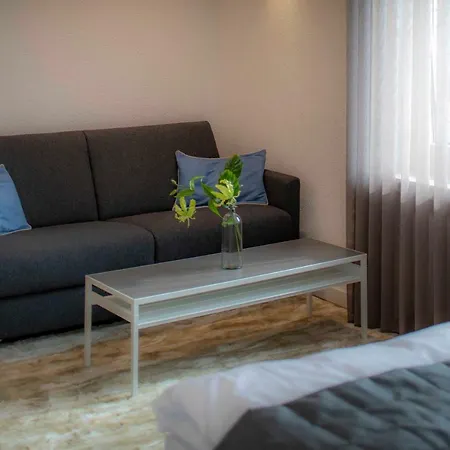 Suite/ בית נופש ארנסברג